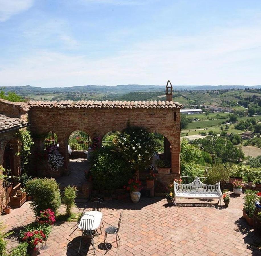 B&B Osteria Del Vicario Certaldo Eksteriør bilde